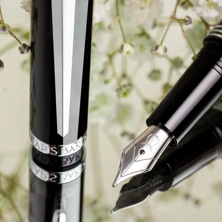 FOUNTAIN PEN