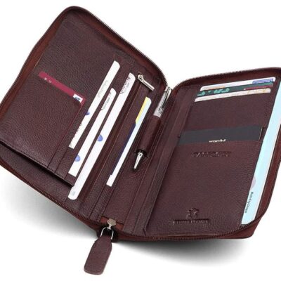 WildHorn Men's Leather Passport Holder