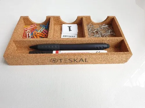cork-desk-organiser-model-1--500x500